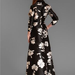 Julia Jordan Black and White Floral Long Sleeve Dress